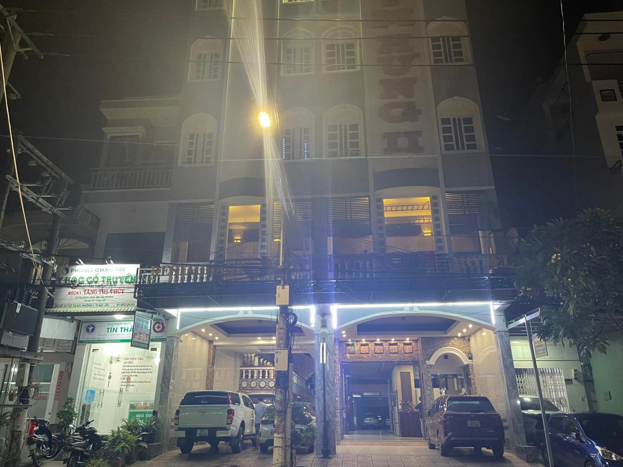 Khach San Kim Hung 2 Hotel Bac Lieu Buitenkant foto